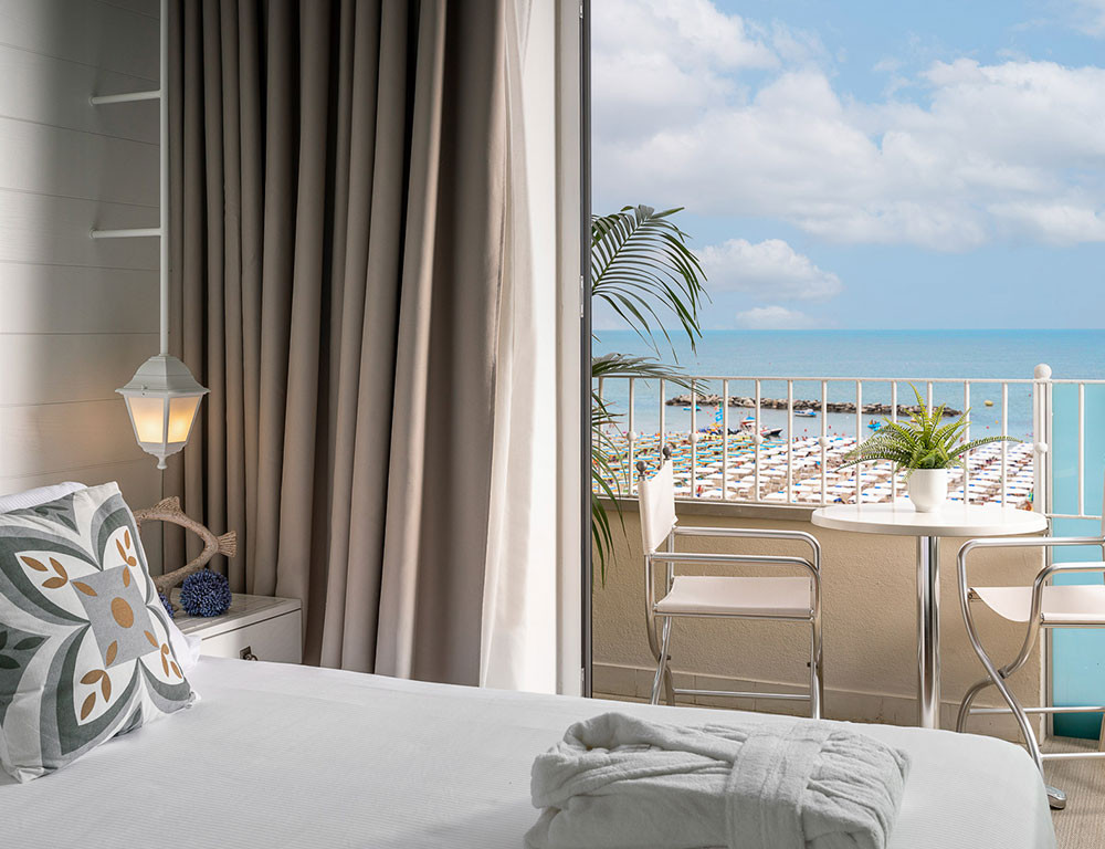 media.luxuty_suite_vista_mare