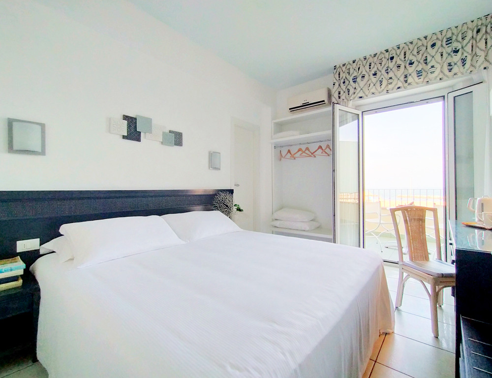 media.Camere-Enjoy-01-Hotel-Luxor-Cattolica