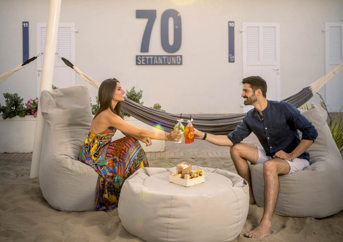 media.Gallery-Aperitivo-01-Hotel-Luxor-Cattolica