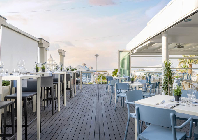 media.Gallery-Aperitivo-04-Hotel-Luxor-Cattolica